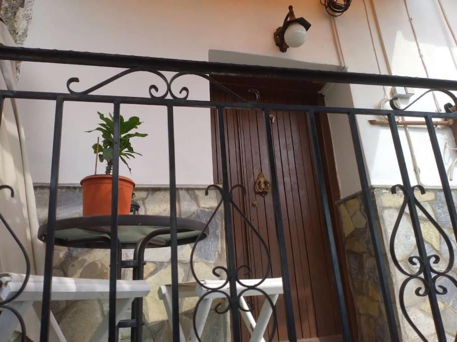 Athena'S Guest House Stagiates Экстерьер фото